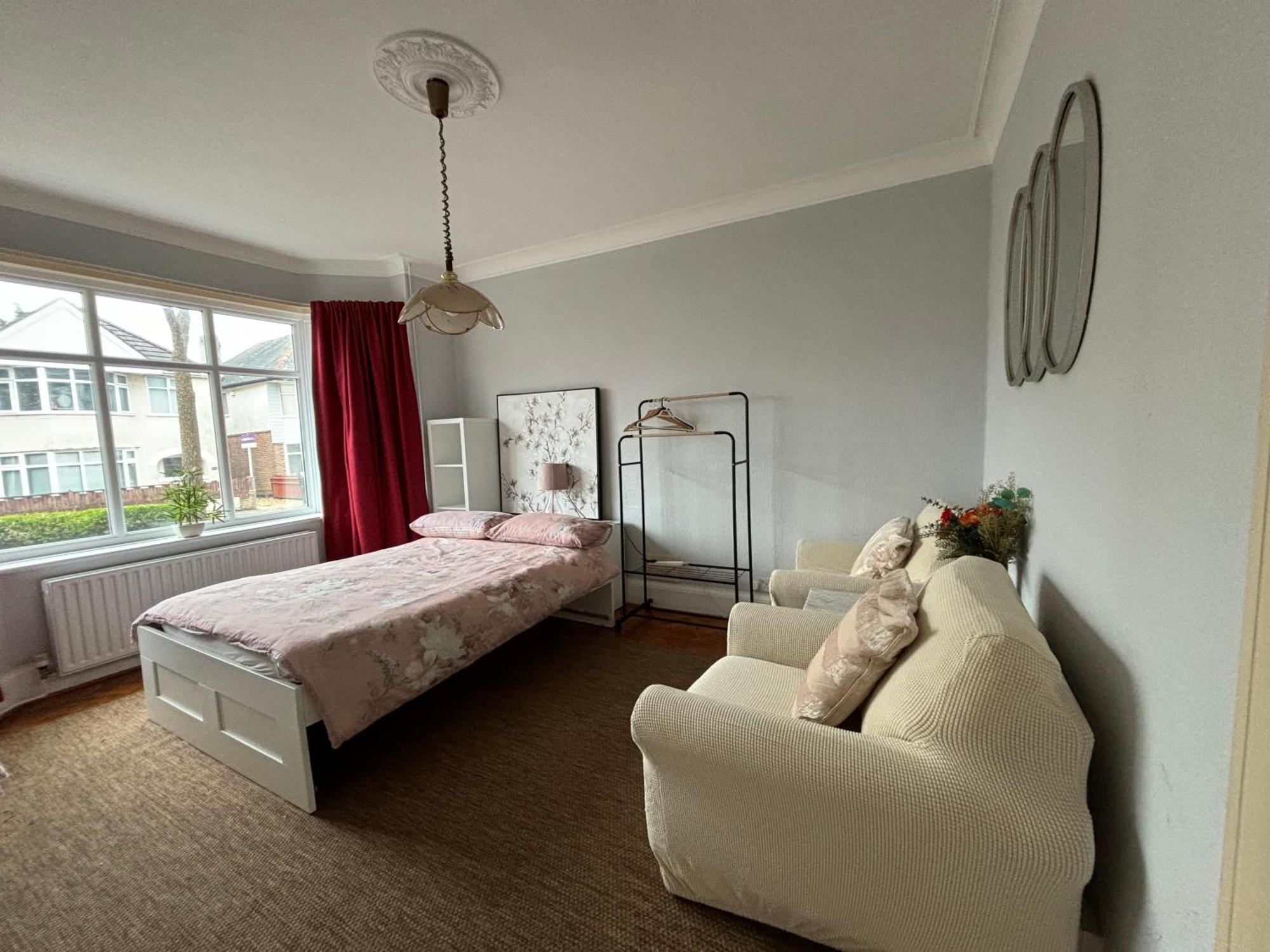 Winton House Home Stay Bournemouth Exteriör bild