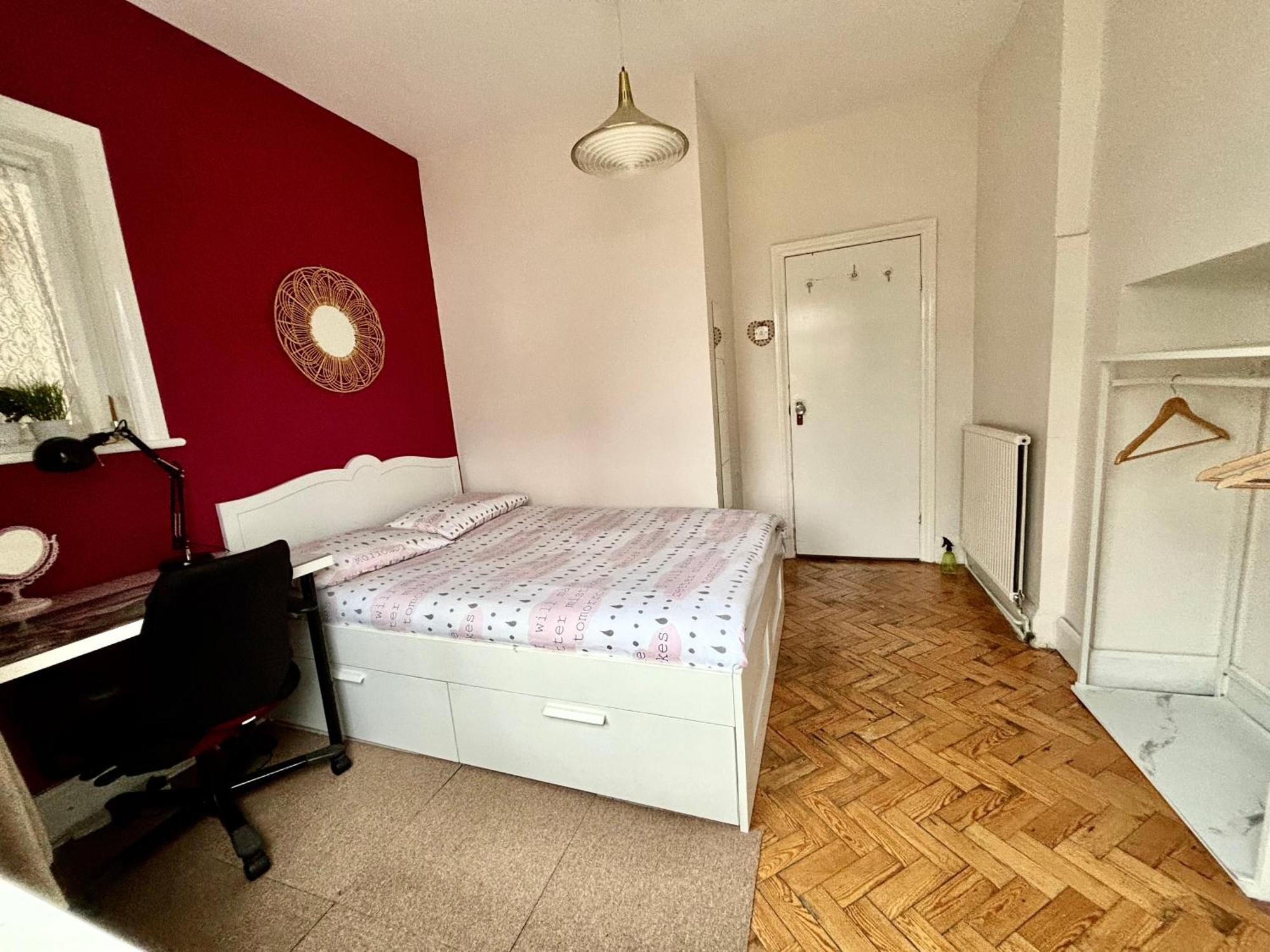 Winton House Home Stay Bournemouth Exteriör bild